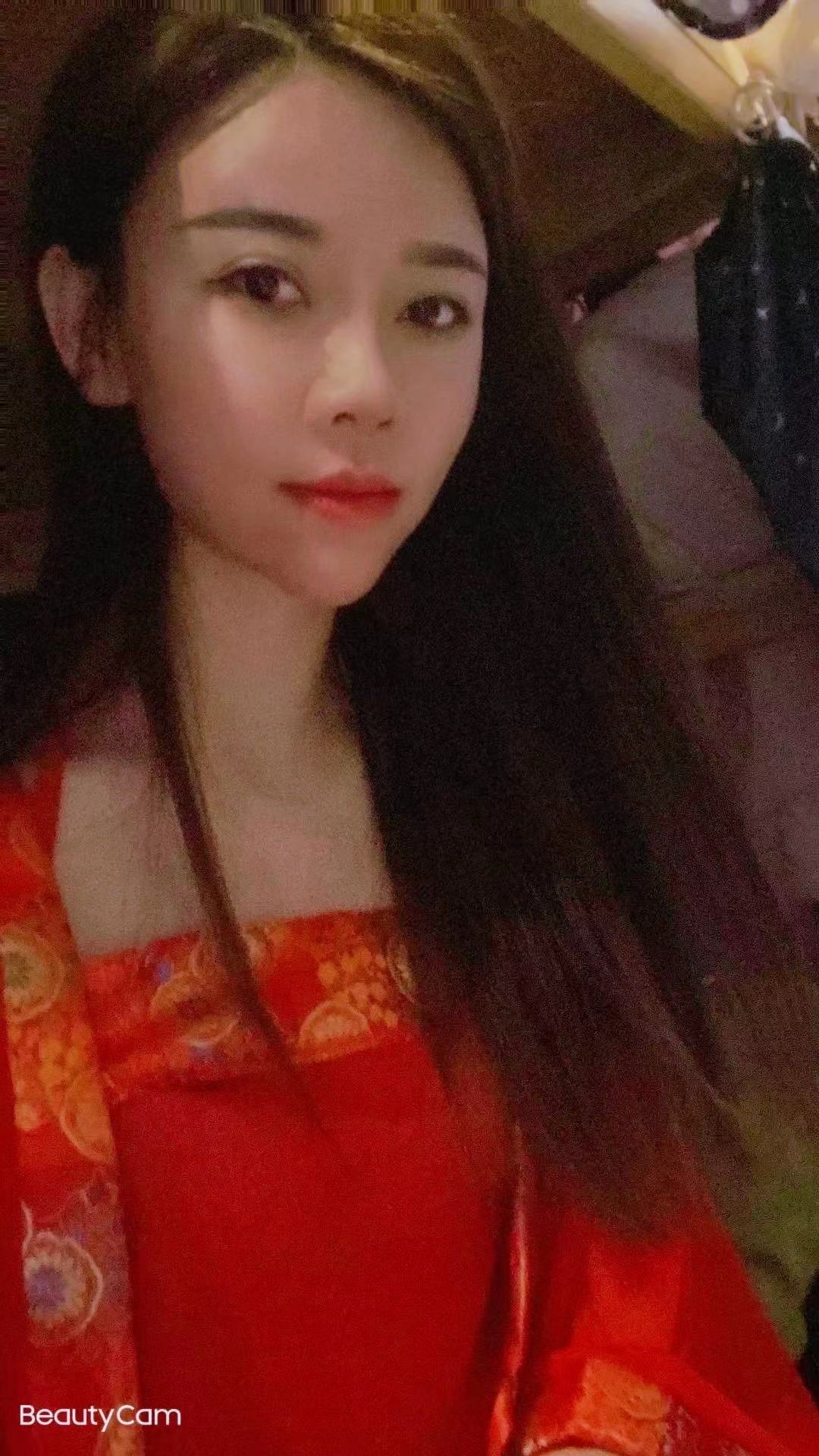 可以角色扮演的美女，正常要求都满足