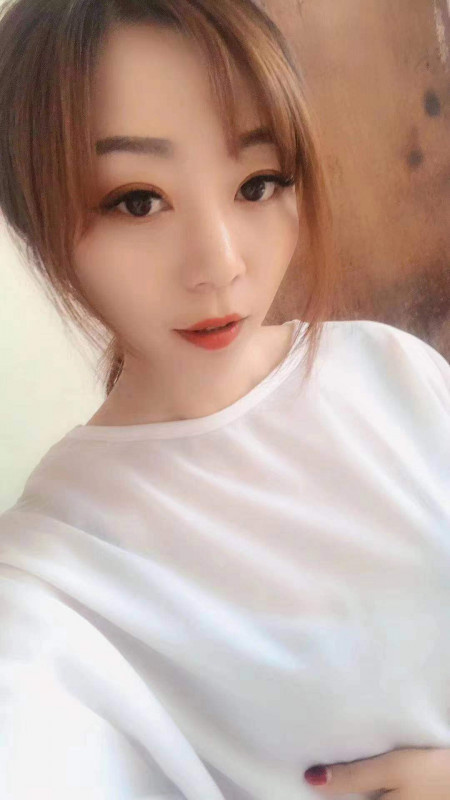 自聊自做的小姐姐，口活好，不机车