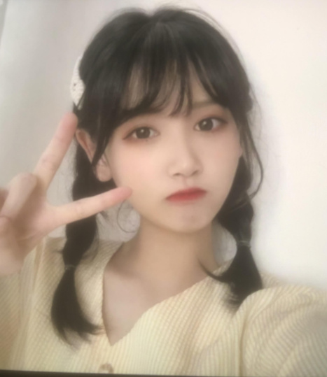 萝莉范妹子，身材娇小，下面很紧