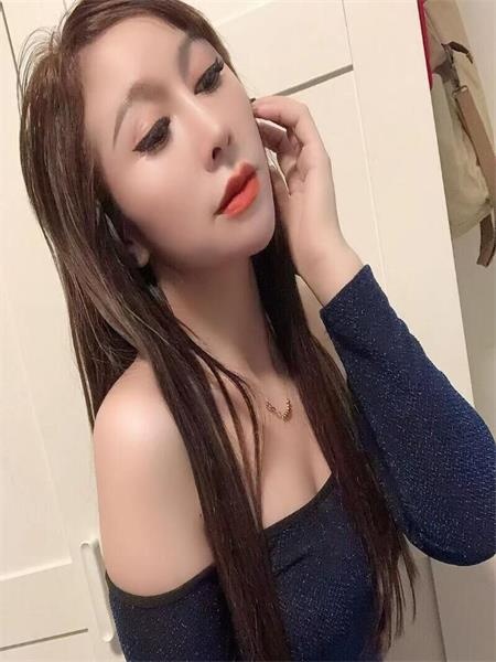 服务系轻熟女，泻火舒服，温柔可人