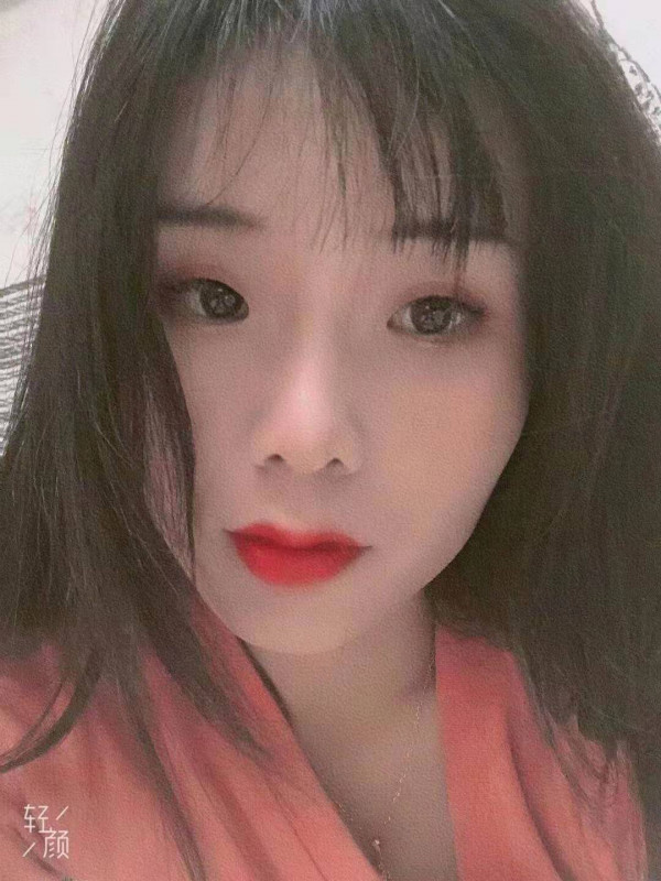 瘦瘦条条的美女，态度比较好
