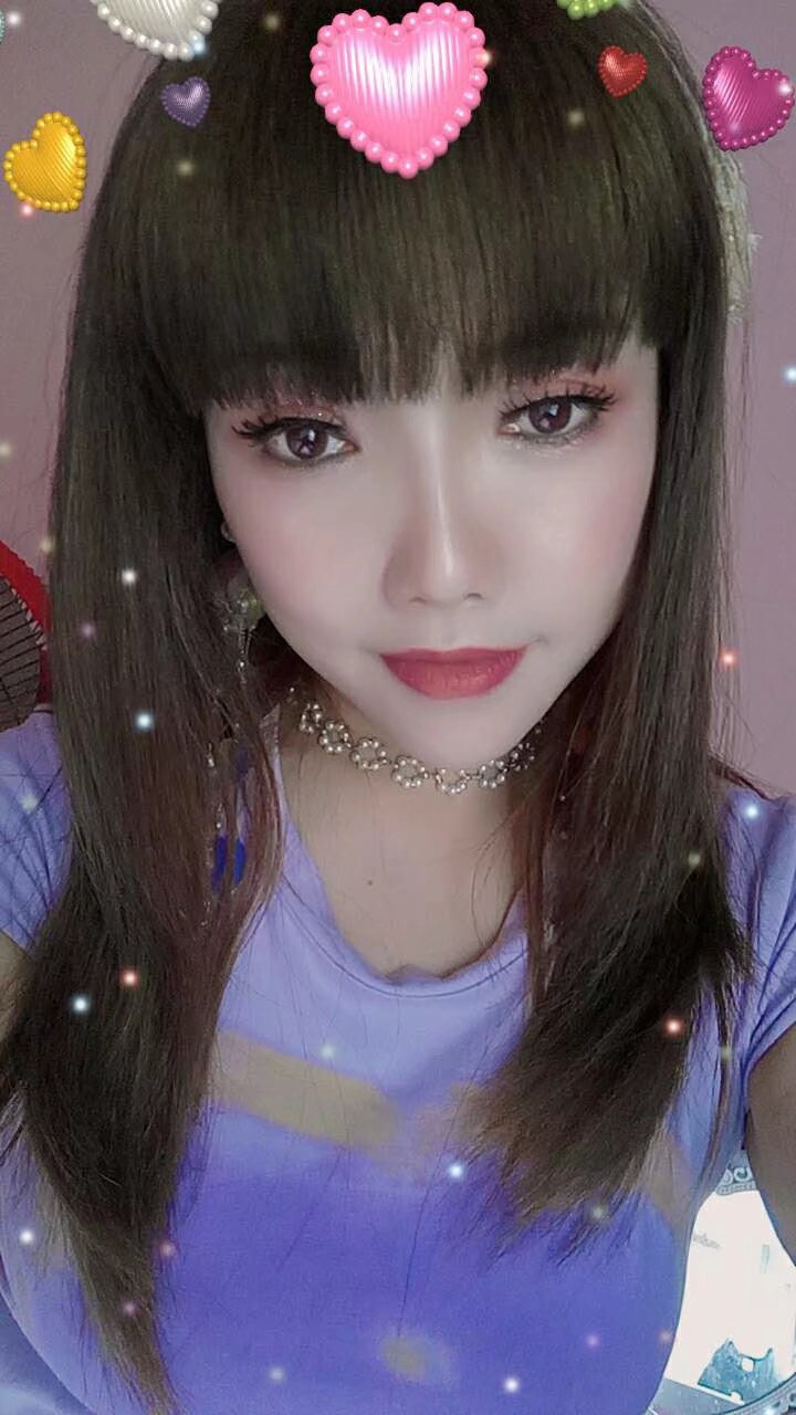 风骚浪妇，待人热情，爽的很