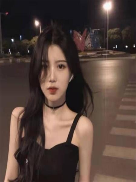 美女身材好，性感，整个过程很美妙