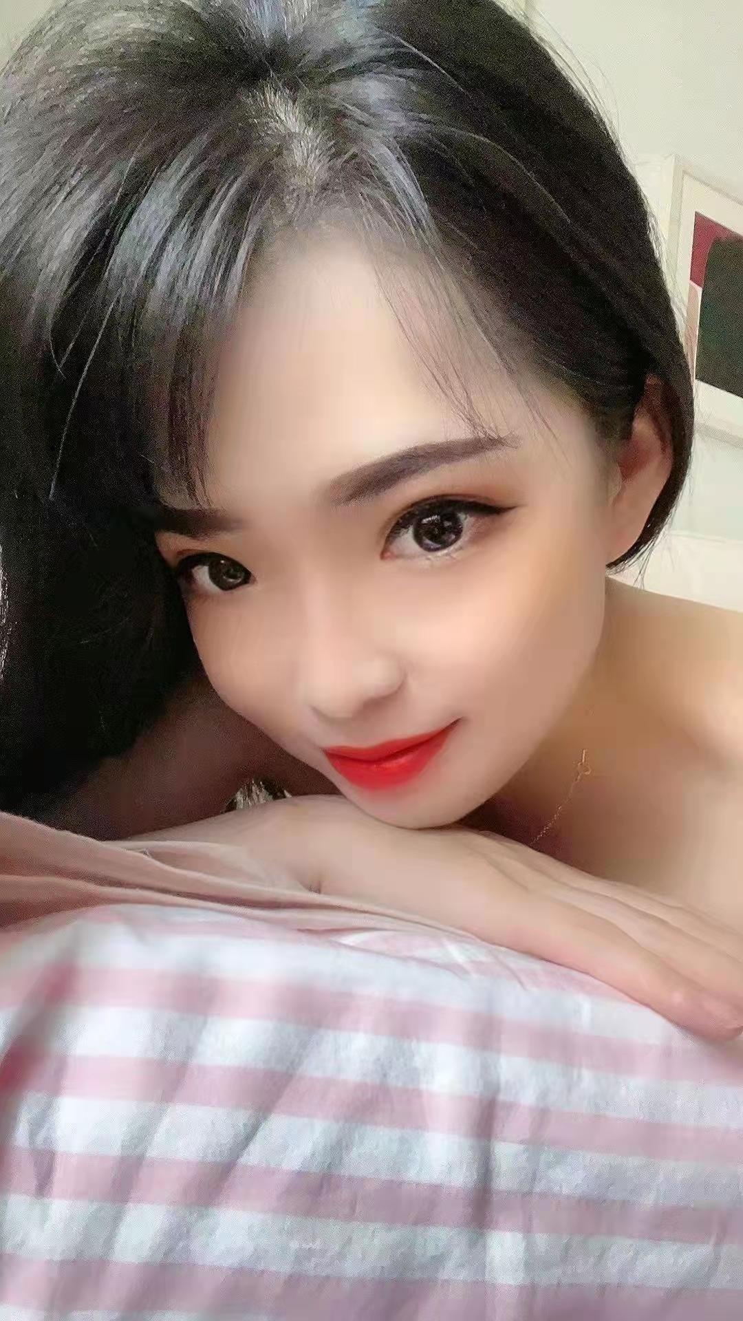 气质成熟美女，个高长腿，服务好