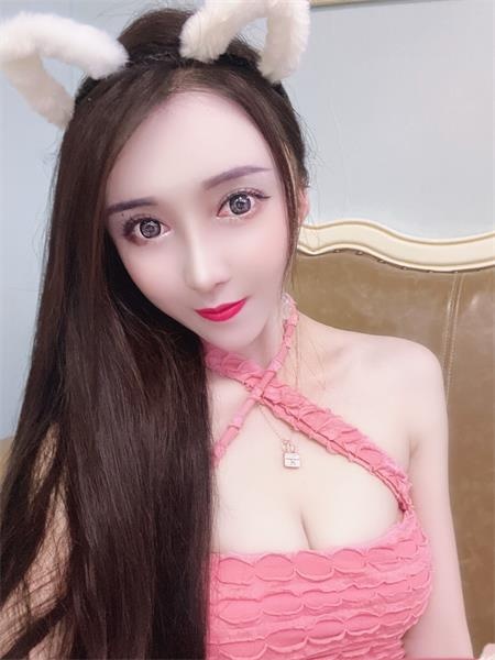 小妹颜值OK，胸又大，服务态度认真