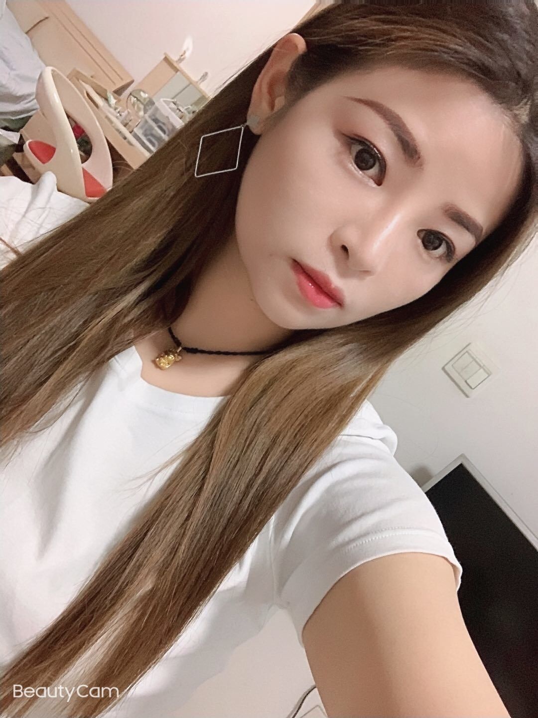模样不错的小少妇，服务非常好
