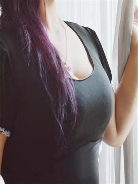 身材丰满的少妇，服务好，性价比不错