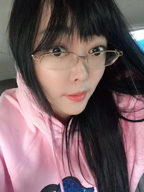 微胖型兼职女，肉嘟嘟，皮肤挺不错