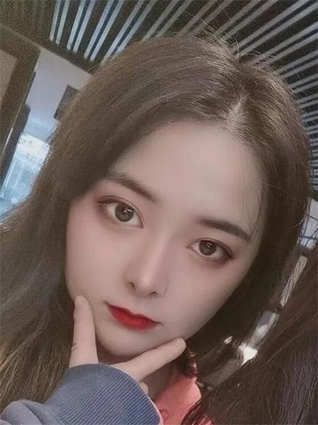 很舒服的妹子，咪咪特别大，活好不机车