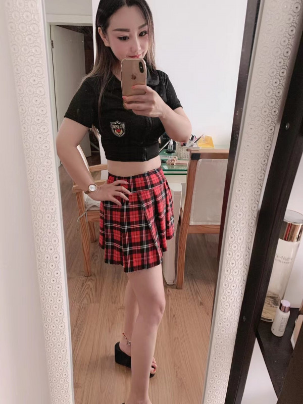 热情温婉的江苏妹子，身材不错，胸不大不小c杯