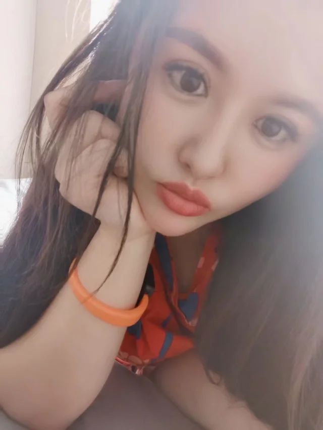臀翘腰细，不催客，态度好