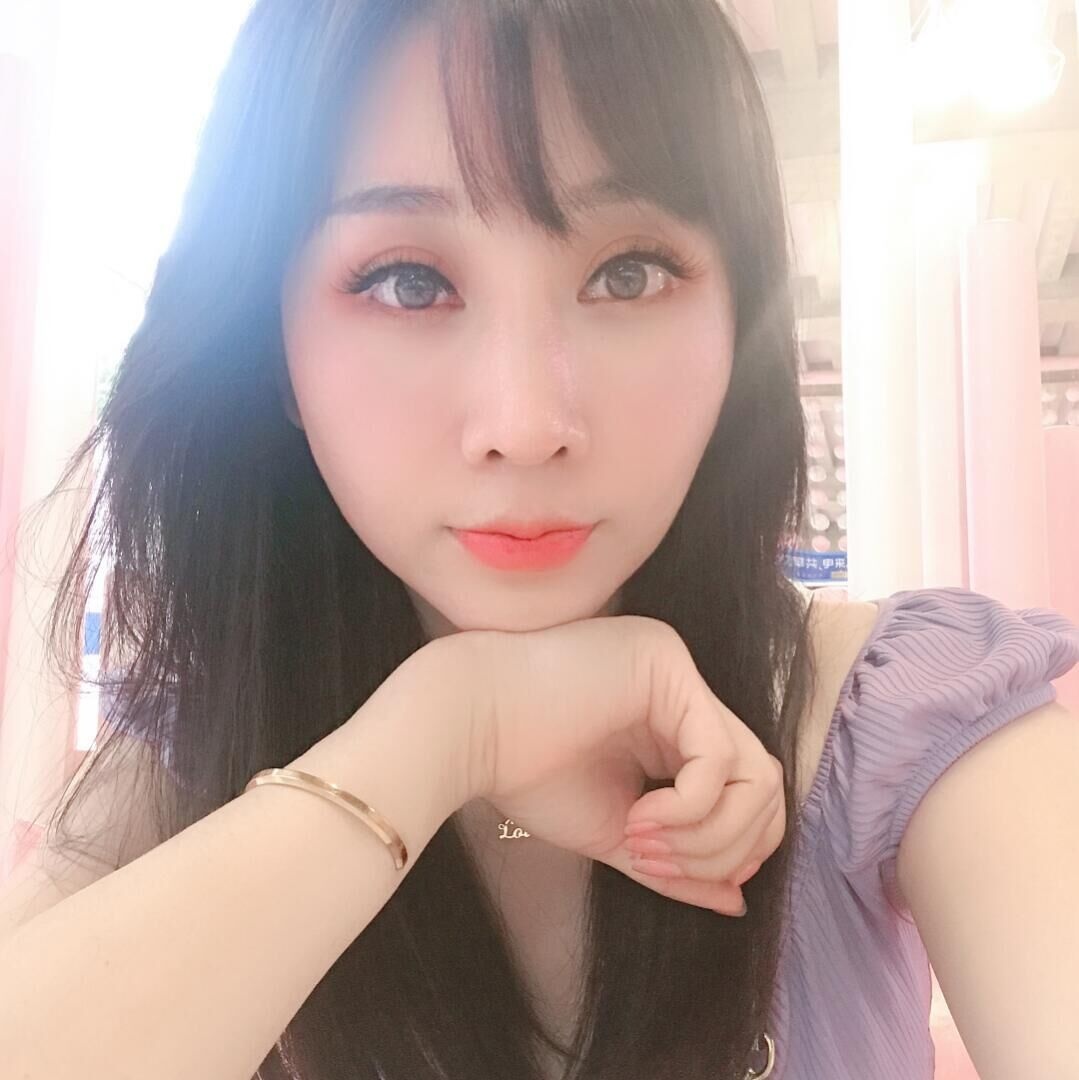 完美炮架天生的淫荡女人