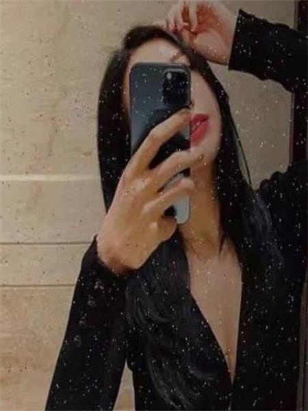 服务极好的大美妞，身材棒，长的也极好