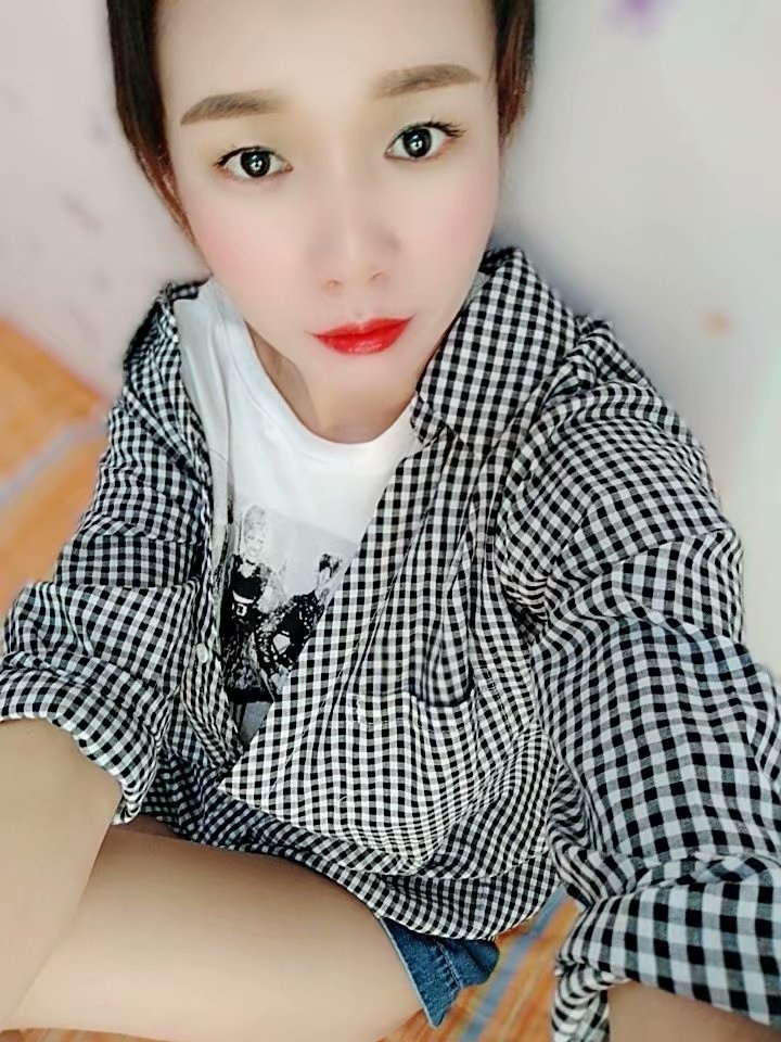 38F大胸少妇，服务走心，适合泻火