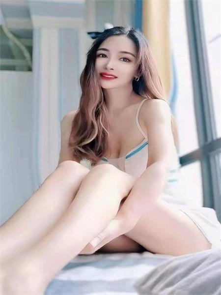 高颜值小瑶瑶，服务刺激