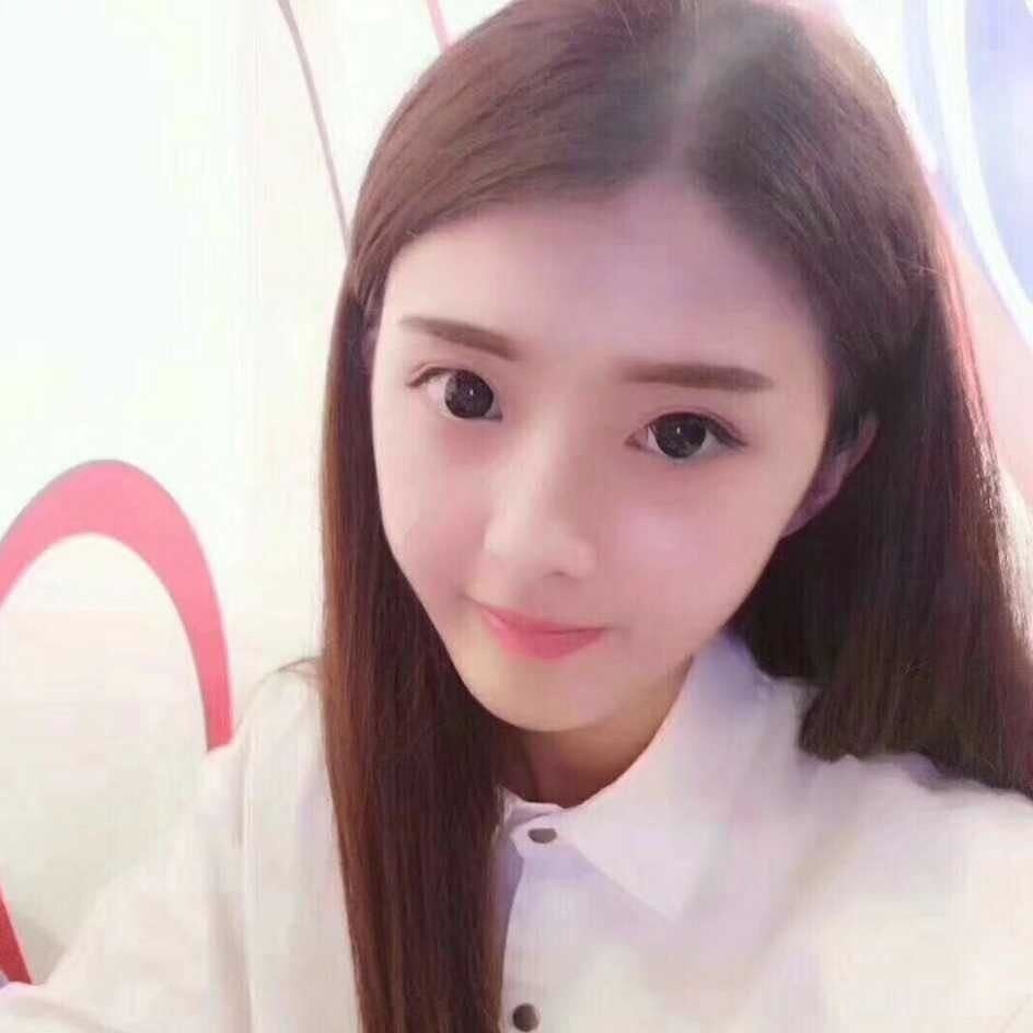 兼职少妇，颜值不错，还很骚