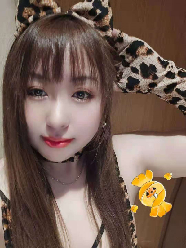 妹妹可无套69，胸大，很好，很刺激