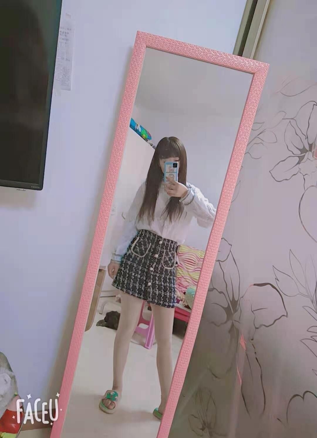 小姐姐很年轻不催活