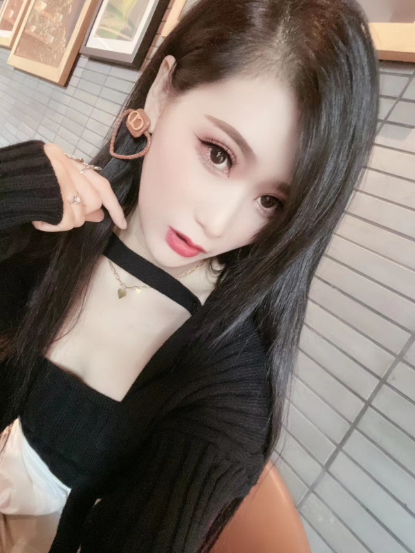 大个人美 身材好 做起来非常爽 