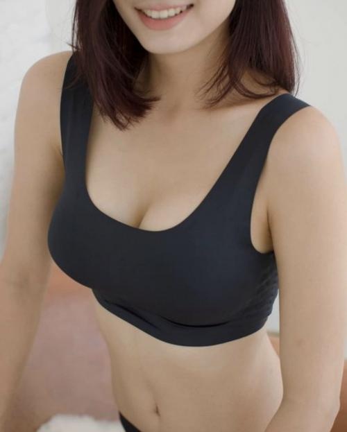 嫩妹小雅，叫声销魂