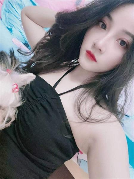 新人学生妹，服务很爽，很到位