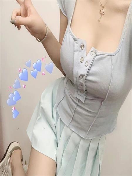口活舒服，爱爱配合，很爽的妹子