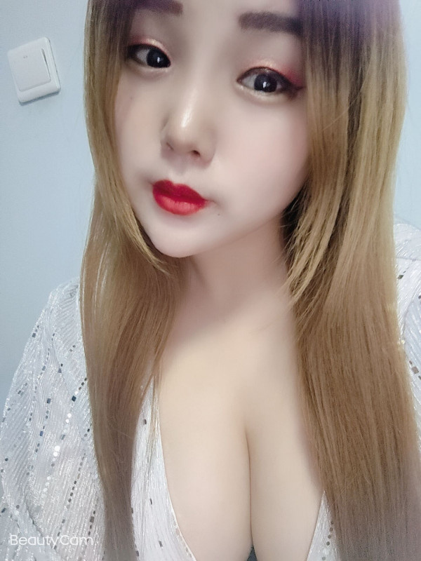 大奶妹妹妮妮