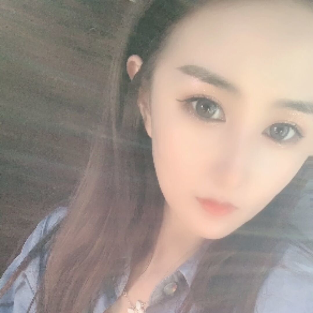 温柔可爱，羞涩的小妹