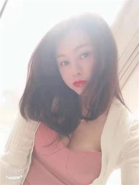 妹子很紧，放的开，服务不错