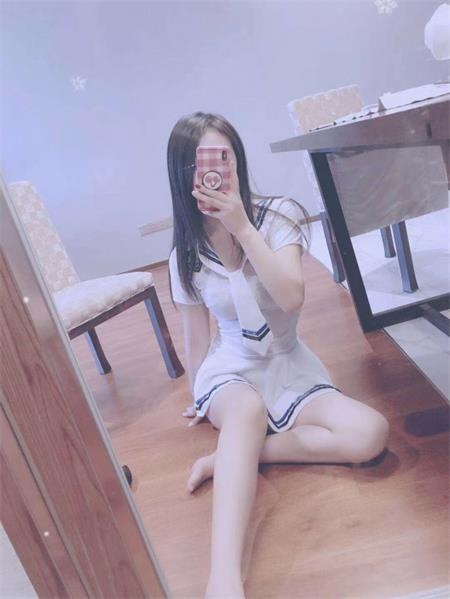 小妹胸大，还是白虎，很推荐