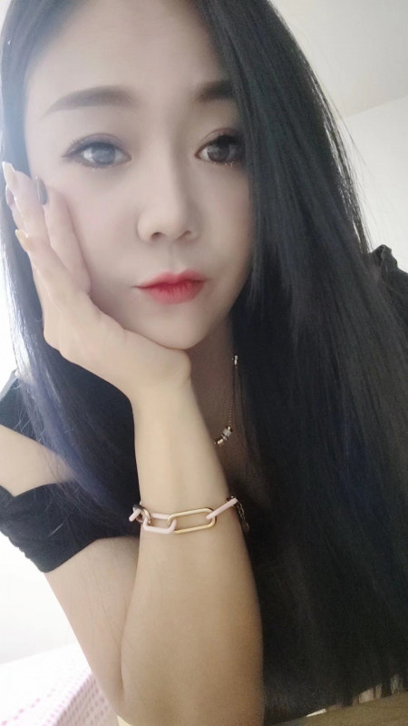 女上位很爽的小七