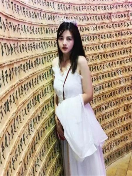 小妹真的很棒，好看，够骚