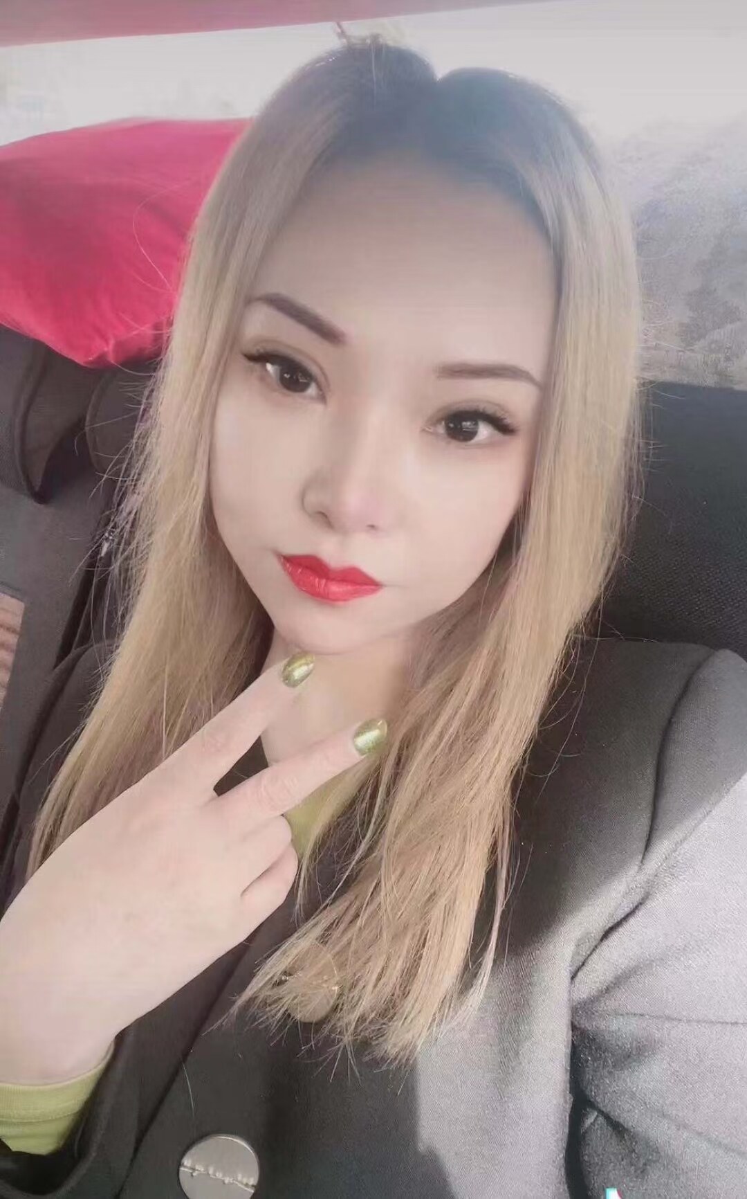 D杯大奶妹，高潮会抽搐