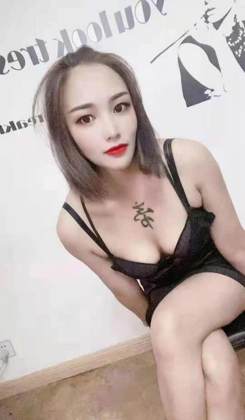 性感美女，性欲强，就是欠干