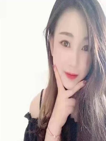 刚做的大胸妹子，性感，活好