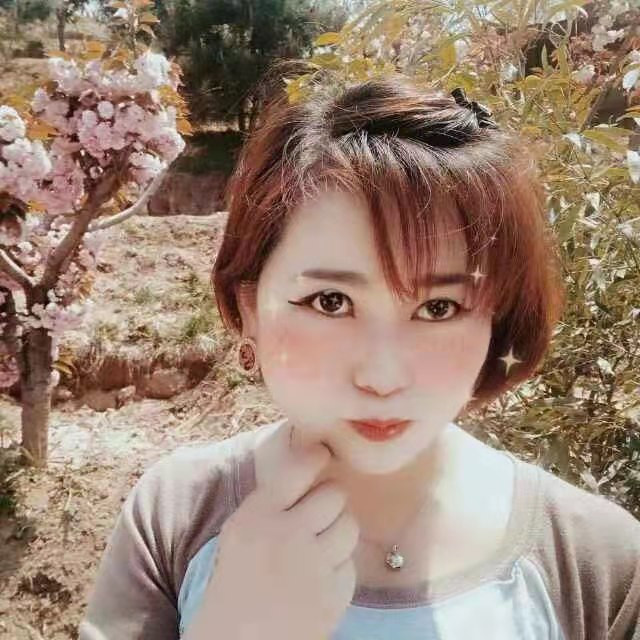 很会玩的骚妇，兴奋的时候真是骚