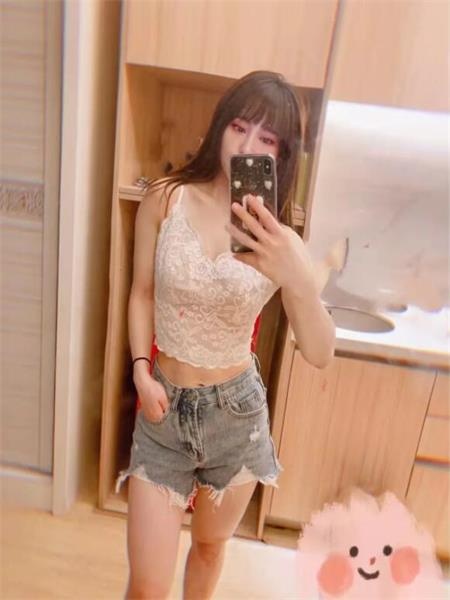 妹子技术一流，口活很舒服