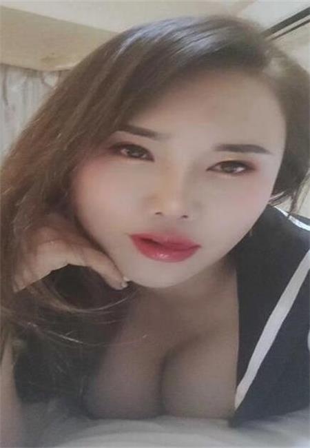 爱好大胸的狼友们可以试试
