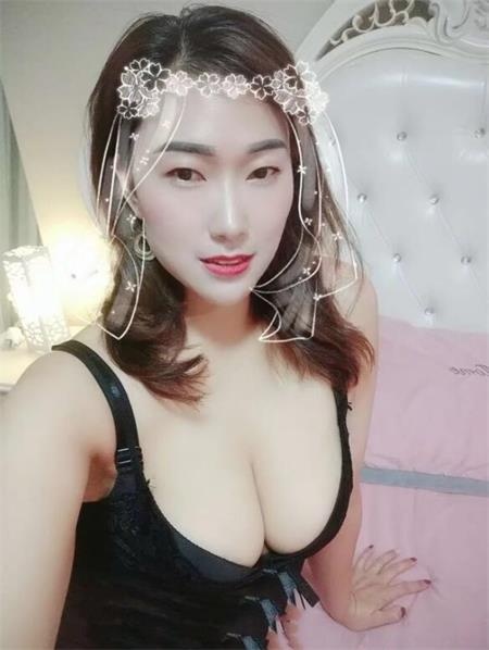 活好奶大，泻火非常爽，很亲民