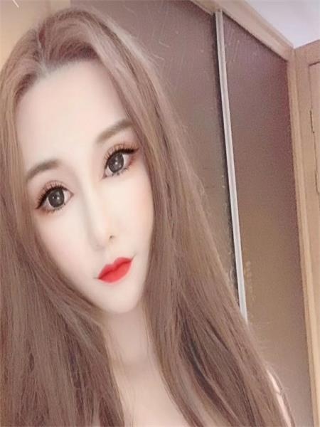 身材皮肤超好，服务也棒