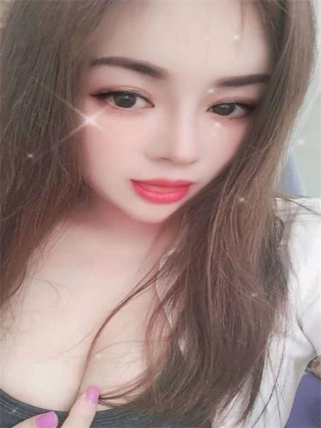 熟妇服很到位，非常爽