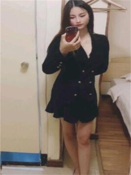 各种姿势都能解锁，口活也很爽