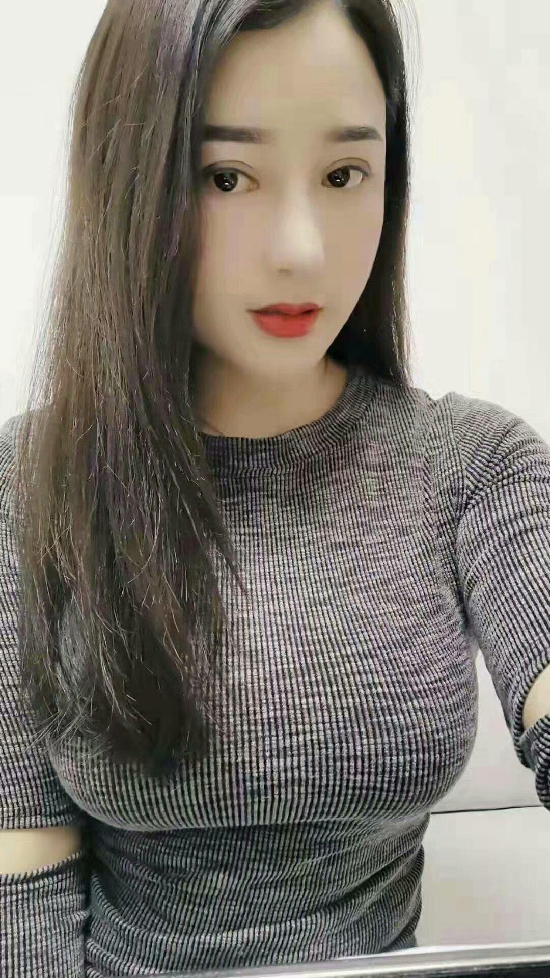 热情大胸，服务主动，不机车