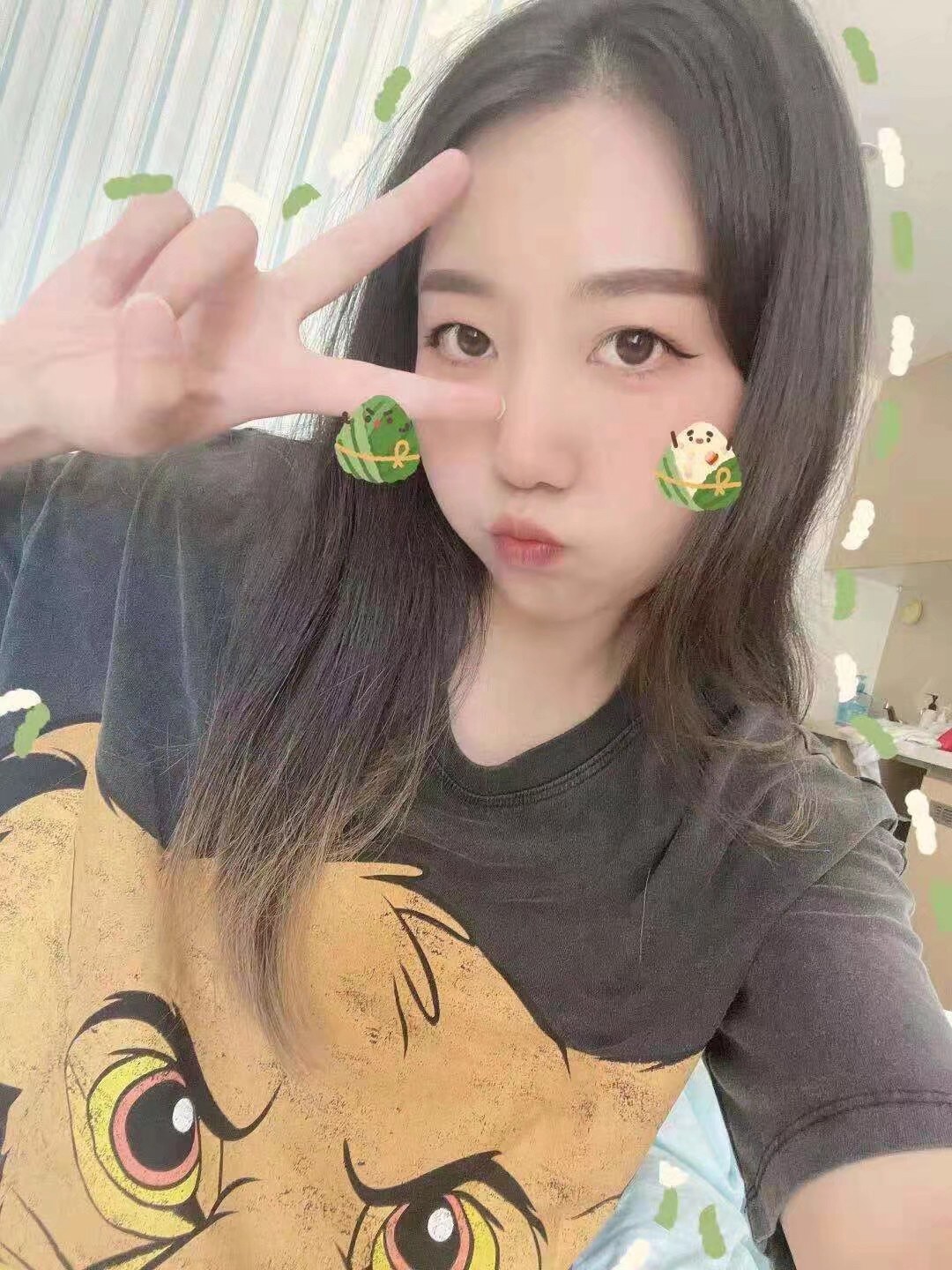 娇嫩妹子，有闺蜜，可双飞