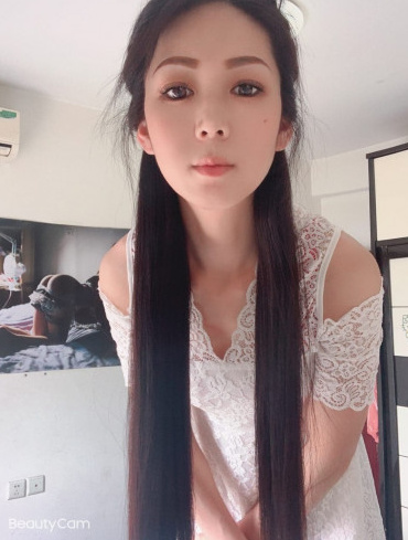 热情妹子，姿势配合，毒龙厉害