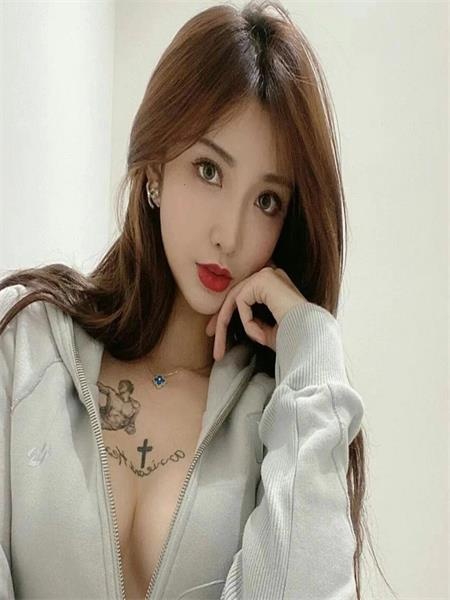 能三通的少妇，听话，后庭超败火