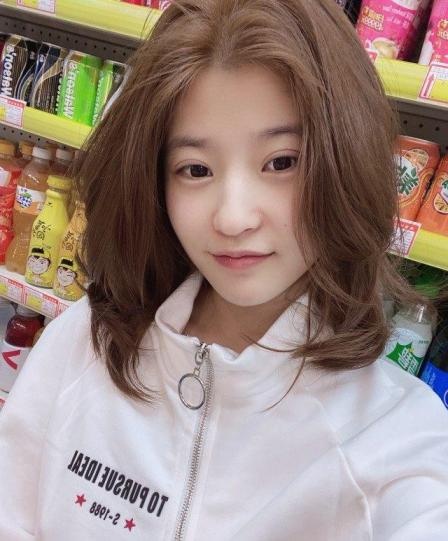小女友般的娇小妹子，情人控必刷