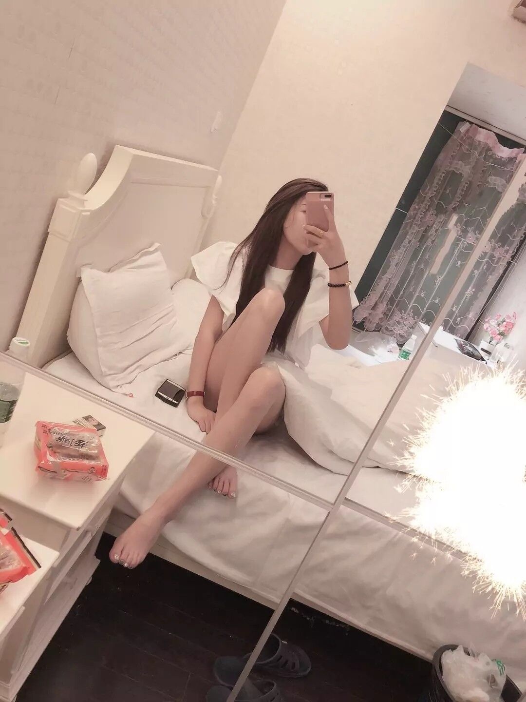 敏感体质的温柔妹，叫床根本停不下来