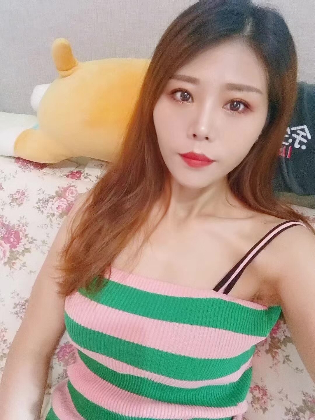 颜值还行的实诚妹子，服务好不偷懒