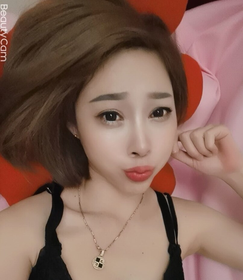 短发干练骨干少妇，很会撩人